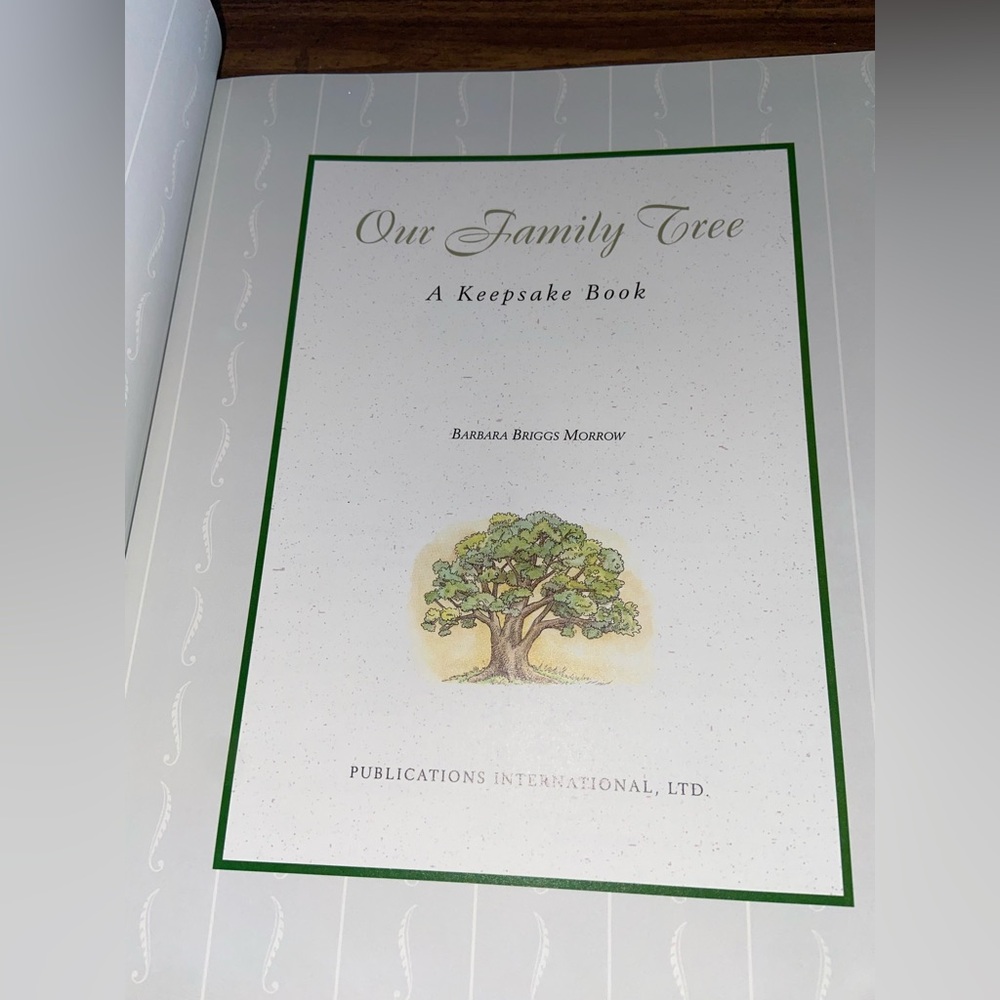 Our Family Tree~Keepsake Book by Barbara Briggs Morrow~Linen Binding~New - Picture 2 of 12